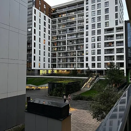 Centrum, Miejsce Parkingowe W Cenie Apartment Warsaw